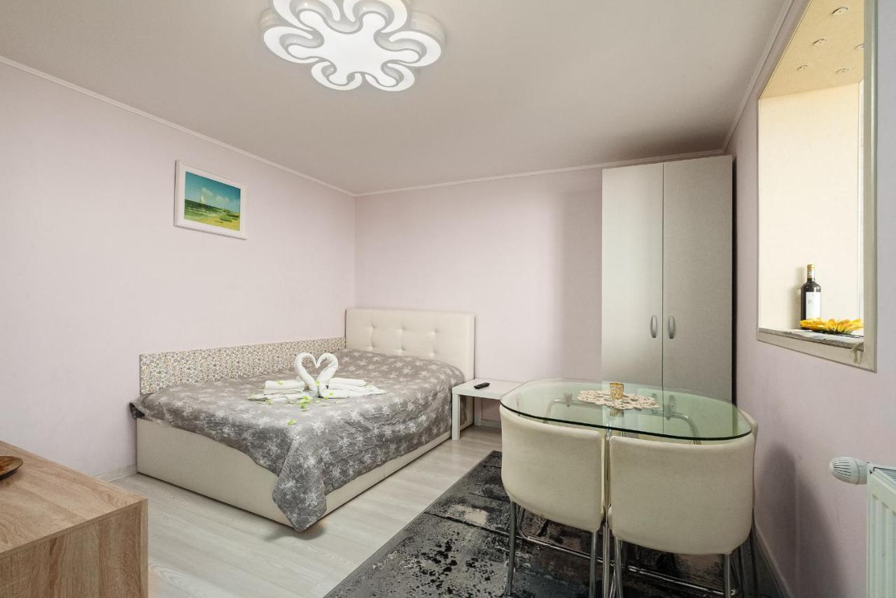 Stone Gate Apartment #1 بوخارست المظهر الخارجي الصورة